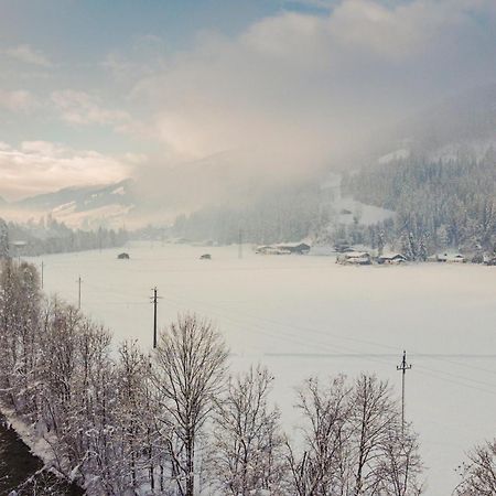 Alte Bildhauerei Lägenhet Aurach bei Kitzbuehel Exteriör bild