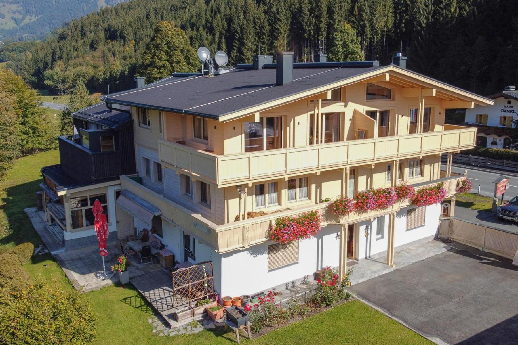 Alte Bildhauerei Lägenhet Aurach bei Kitzbuehel Exteriör bild